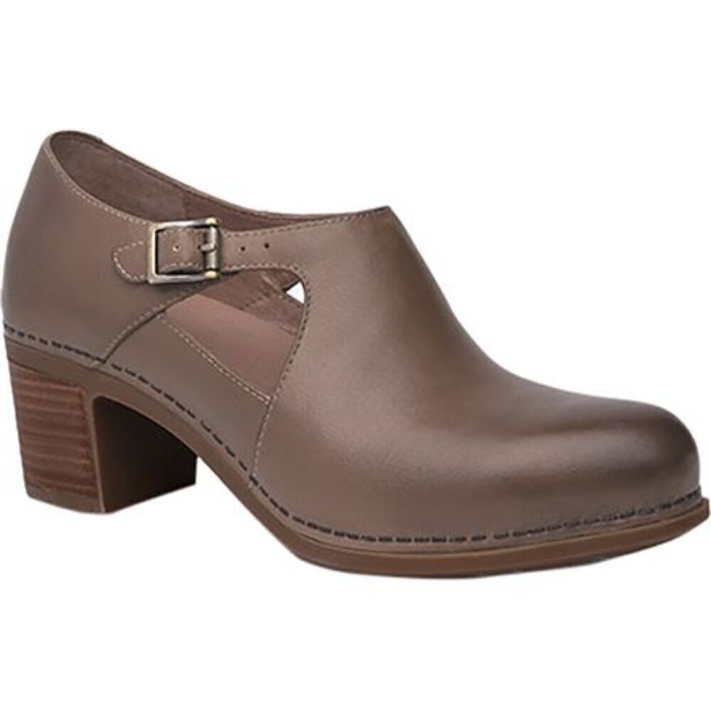 Dansko Hollie shoes brown 40 leather buckle heels *has flaw*